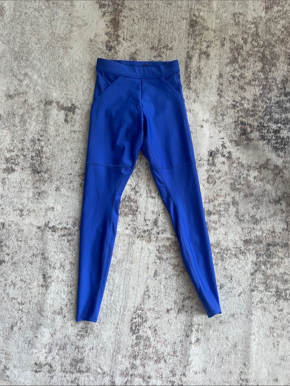 ALO Airlift High-Waist Royal Blue Leggings
